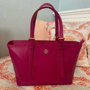 💕 Tory Burch tote bag  💕 SOLD ✔️